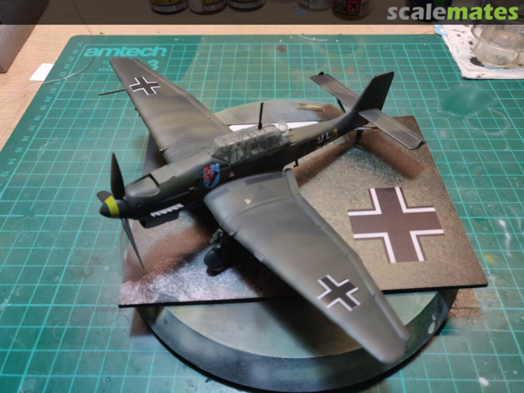 View album, image #1