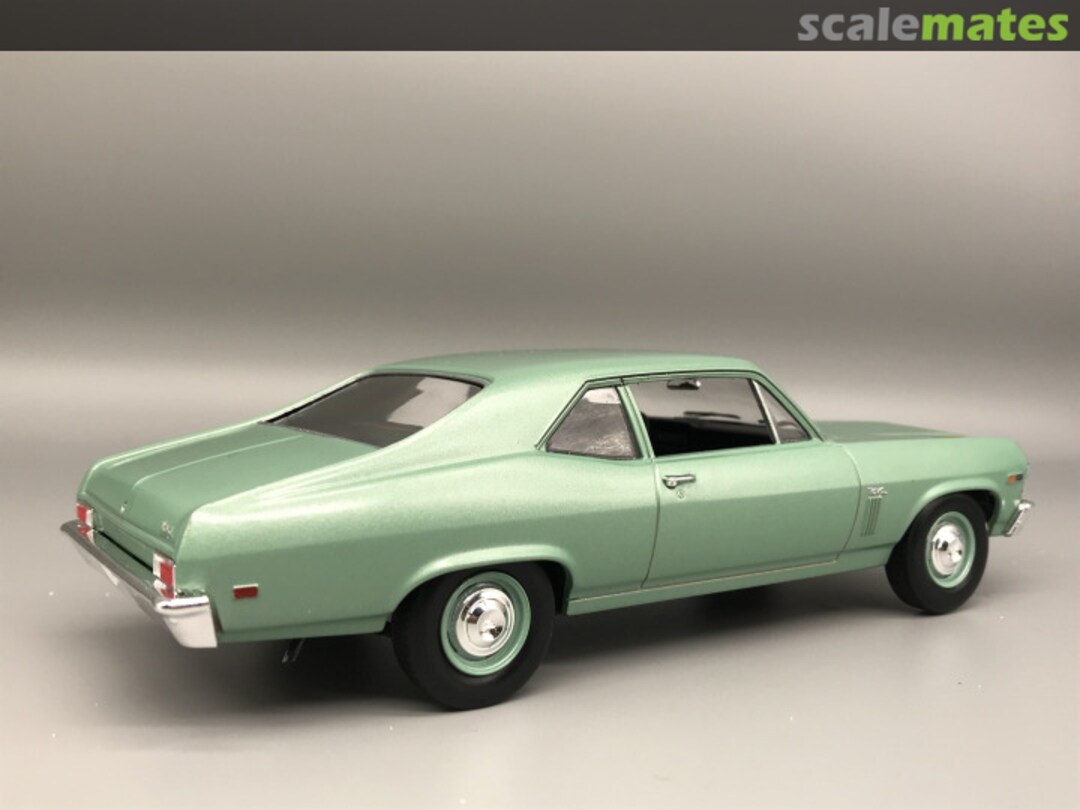 View album, image #3