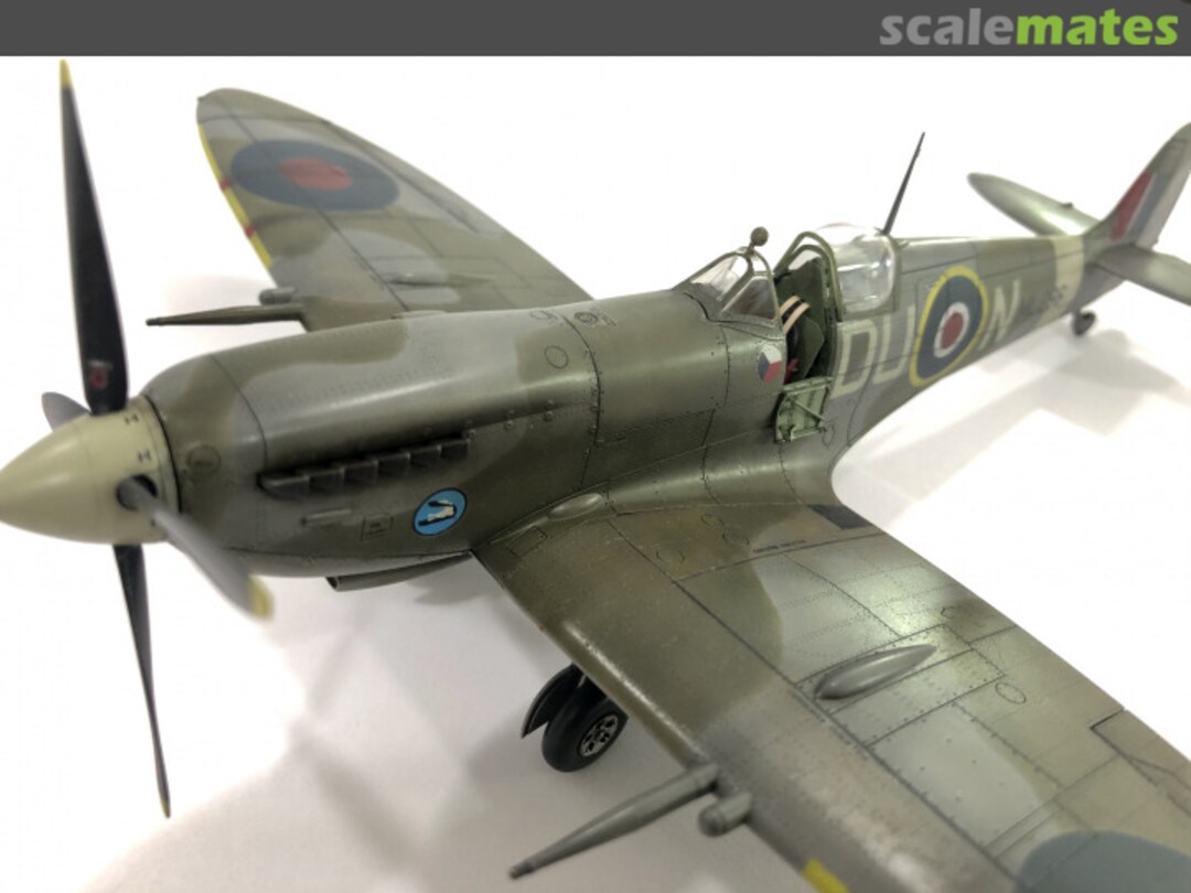 View album, image #7