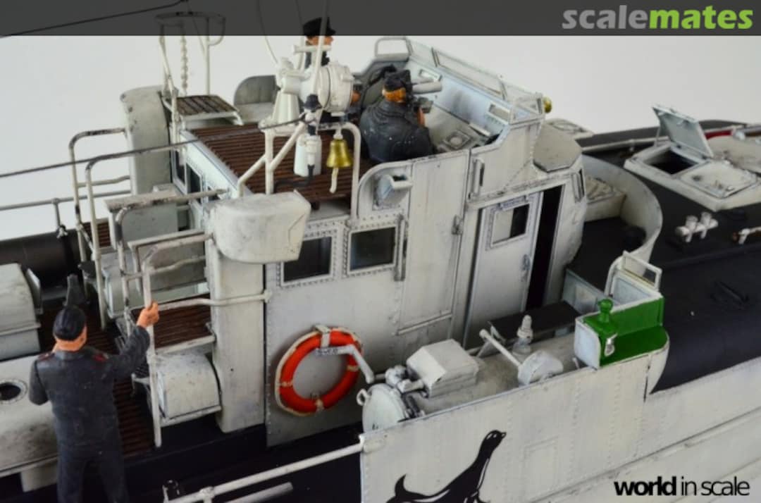 View album, image #100 View album, image #100