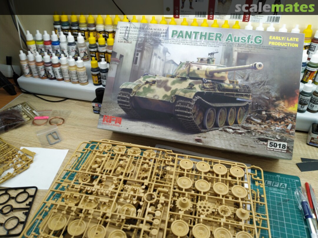 View album, image #1