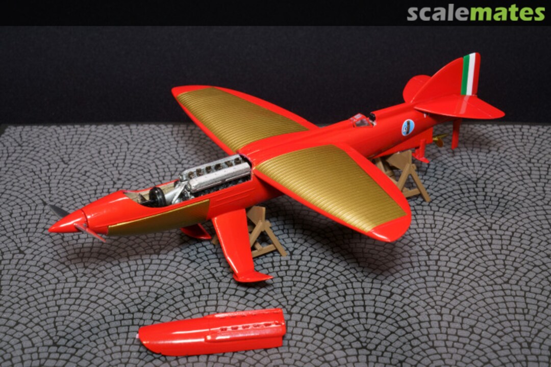 View album, image #1