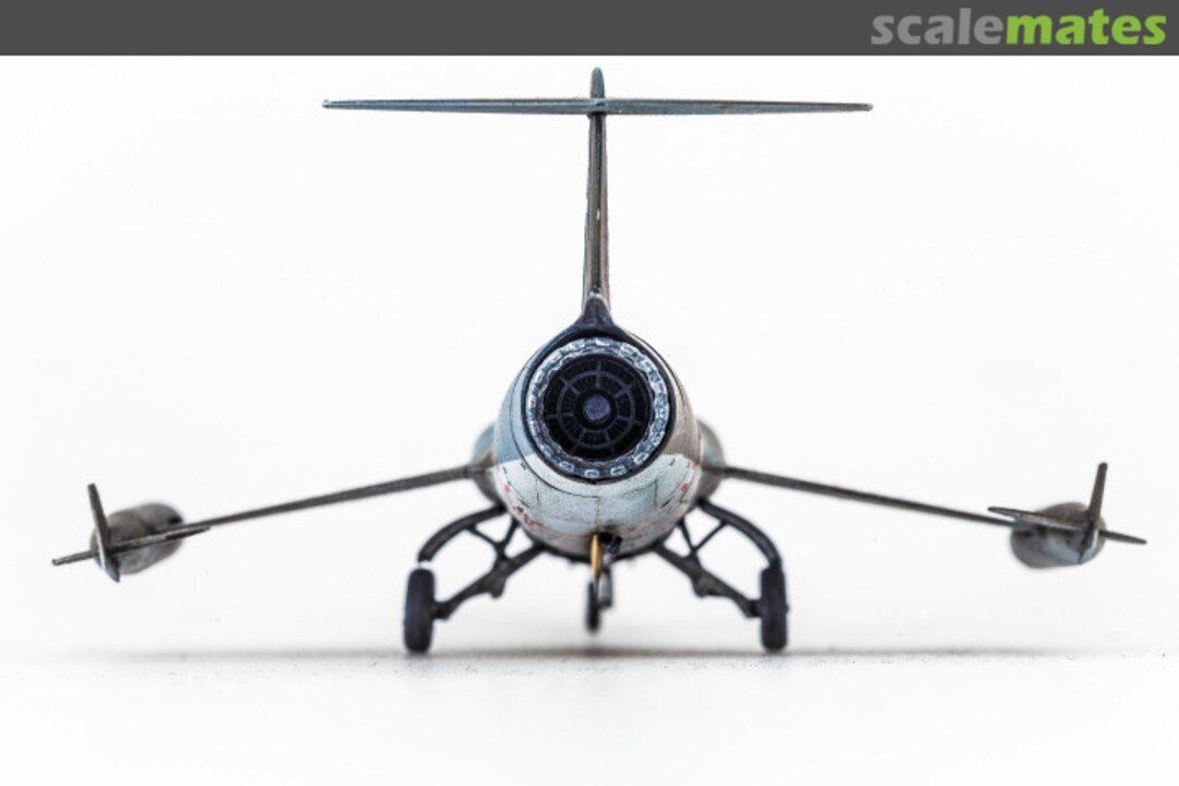 View album, image #2