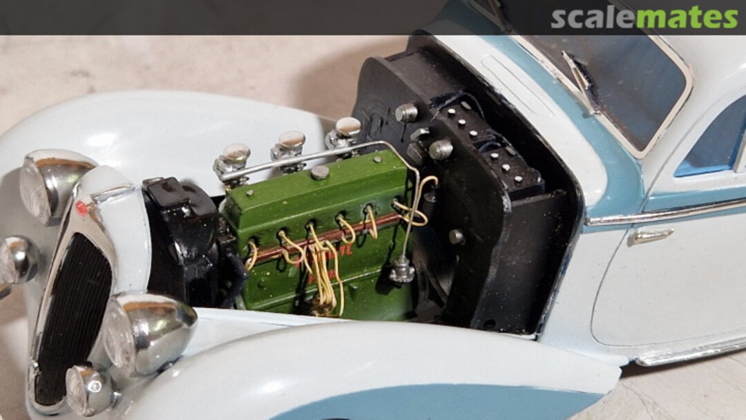 View album, image #1