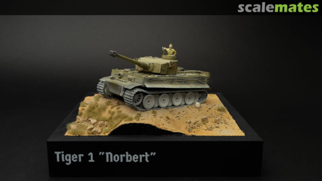 View album, image #1