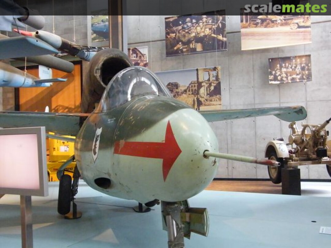 View album, image #1