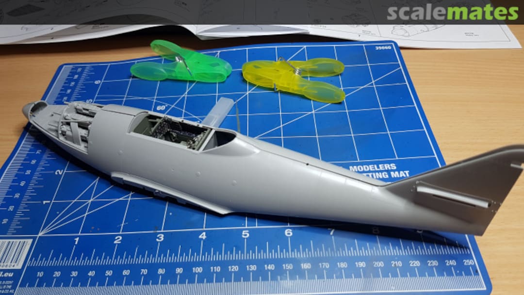 View album, image #1