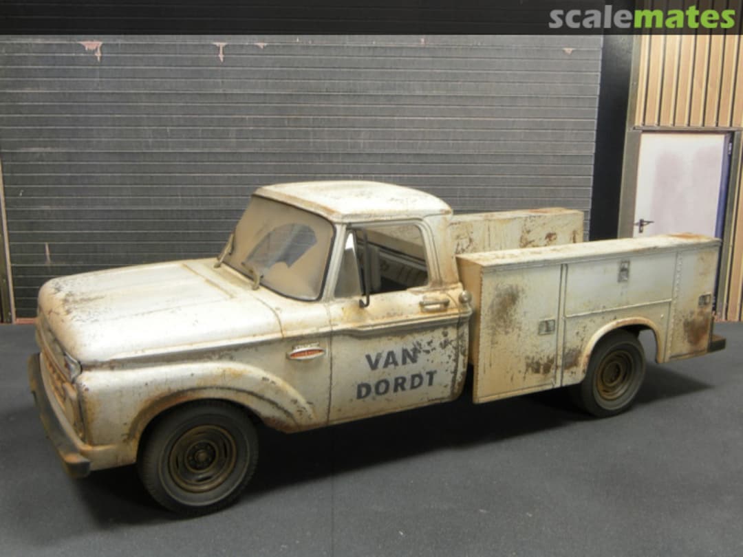 View album, image #4