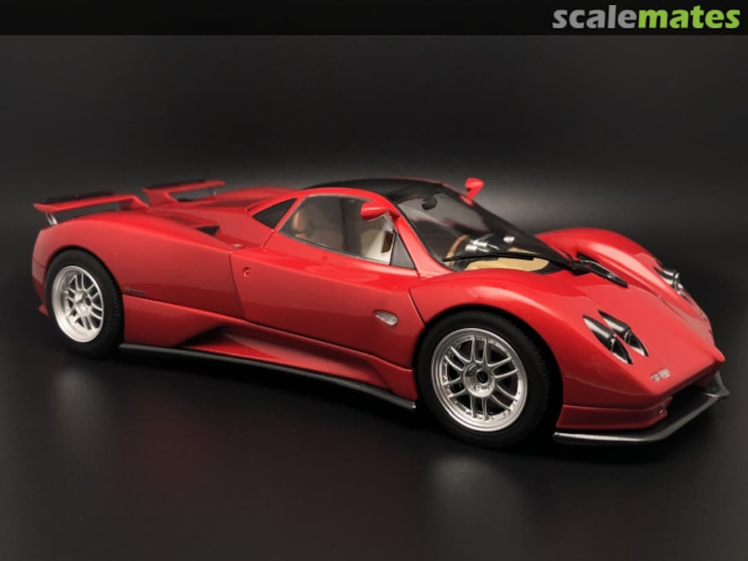 View album, image #1