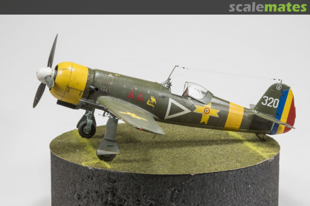 View album, image #3