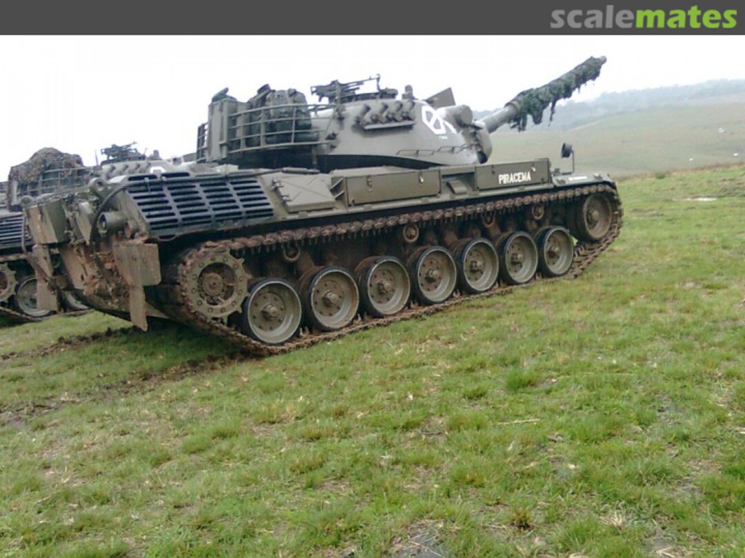 View album, image #1