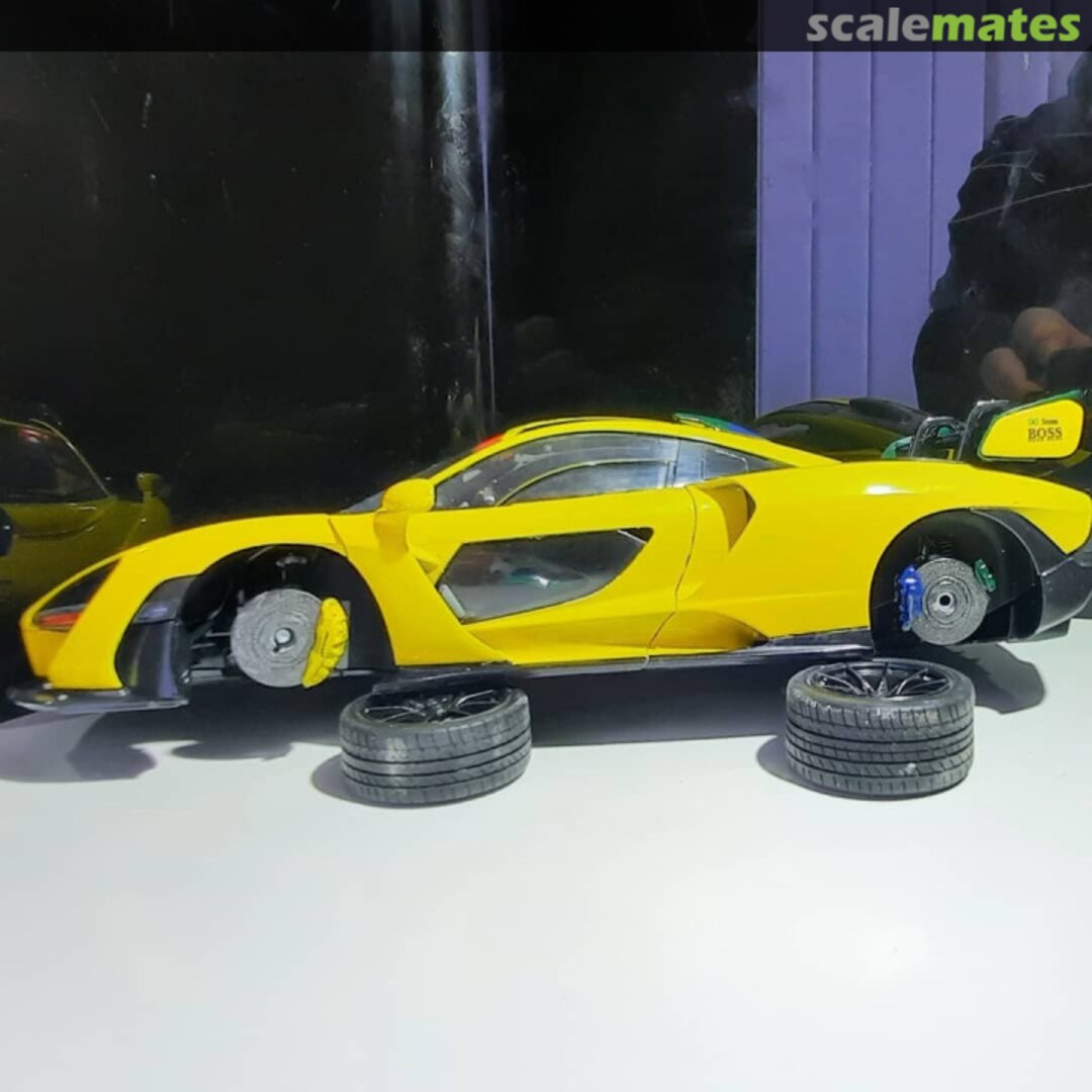 View album, image #1