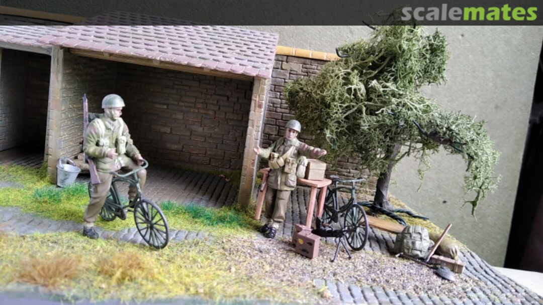 View album, image #1