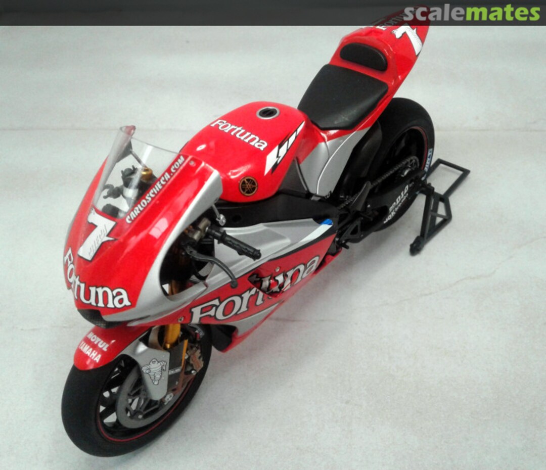 View album, image #1