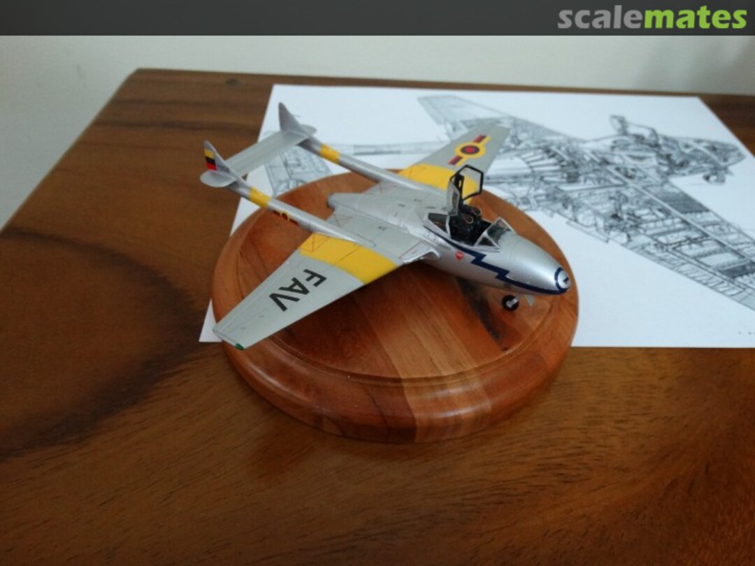 View album, image #2