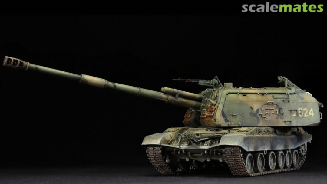 View album, image #1