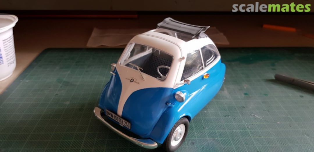 View album, image #1