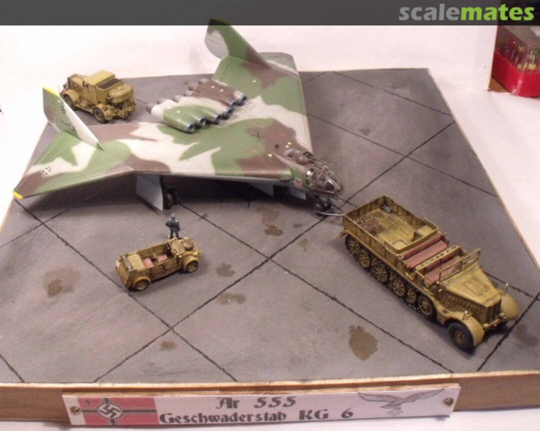 View album, image #1