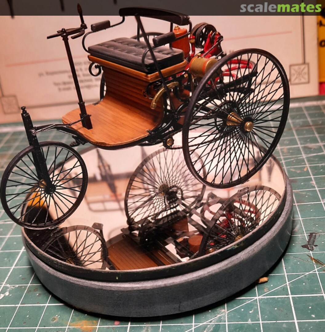 View album, image #1