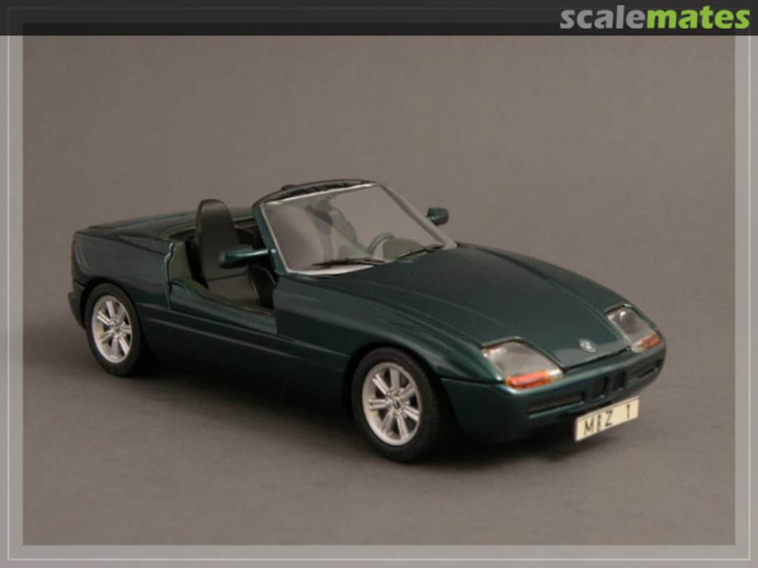 View album, image #1