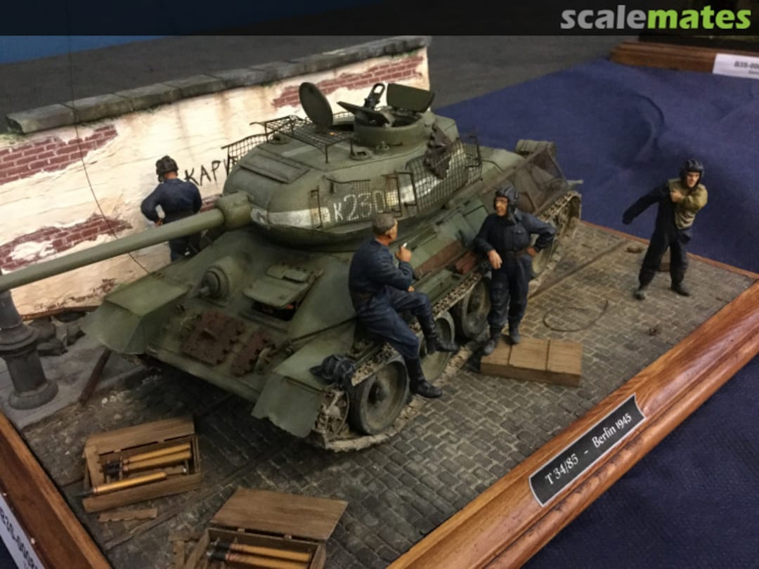 View album, image #8