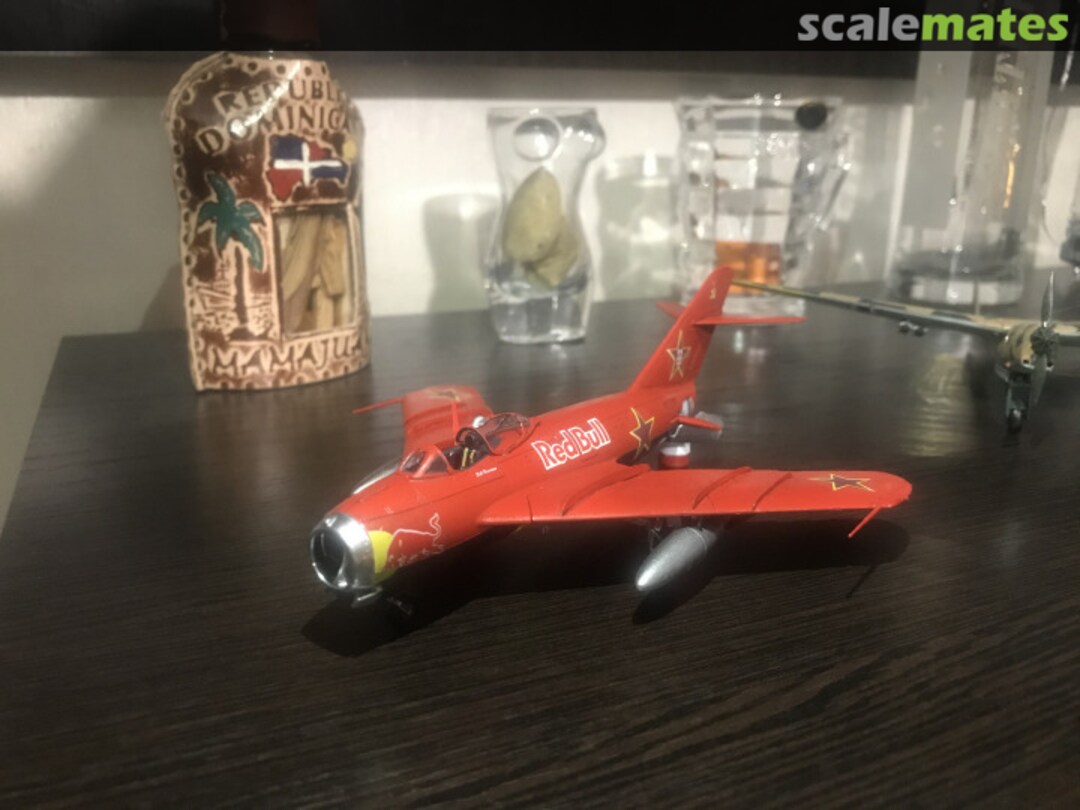 View album, image #1