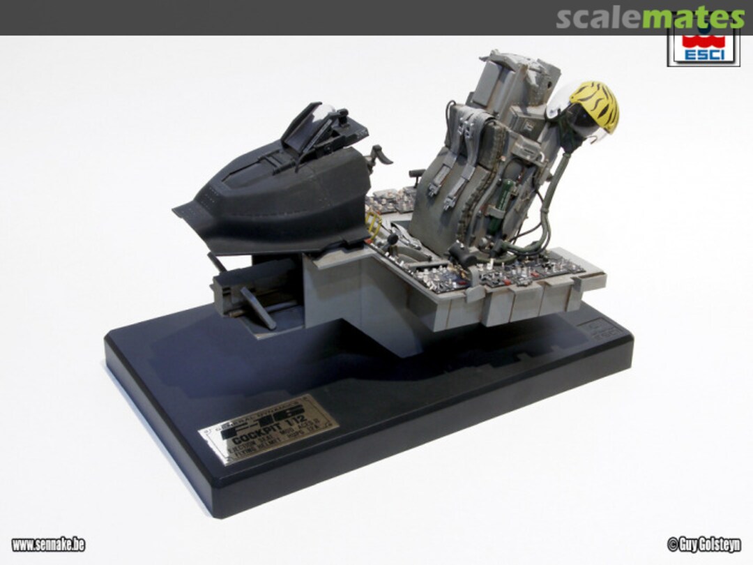 View album, image #1