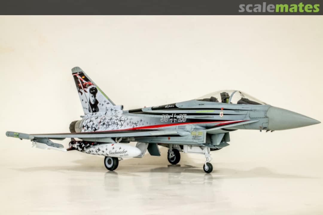 View album, image #2