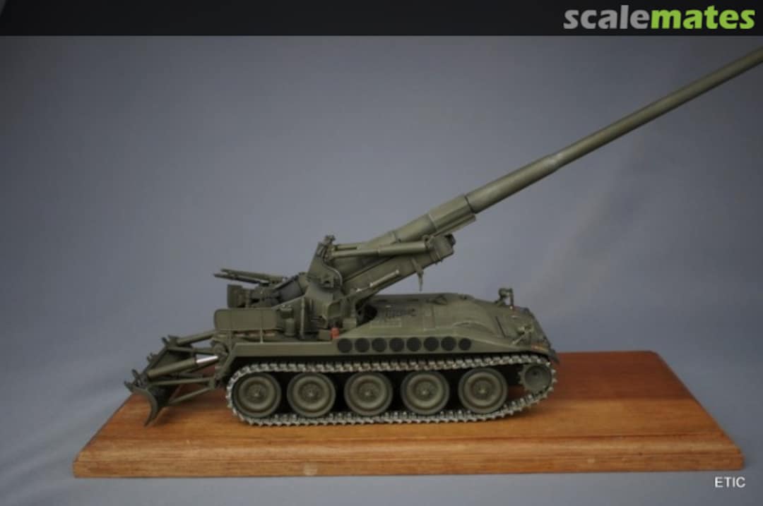 View album, image #1