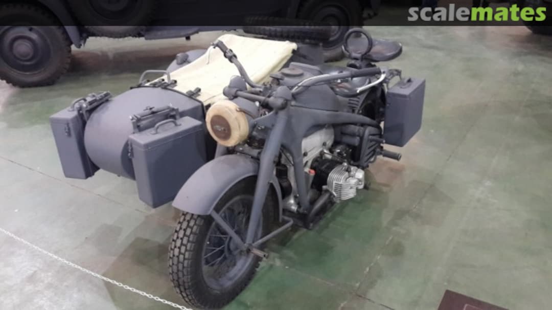 View album, image #1