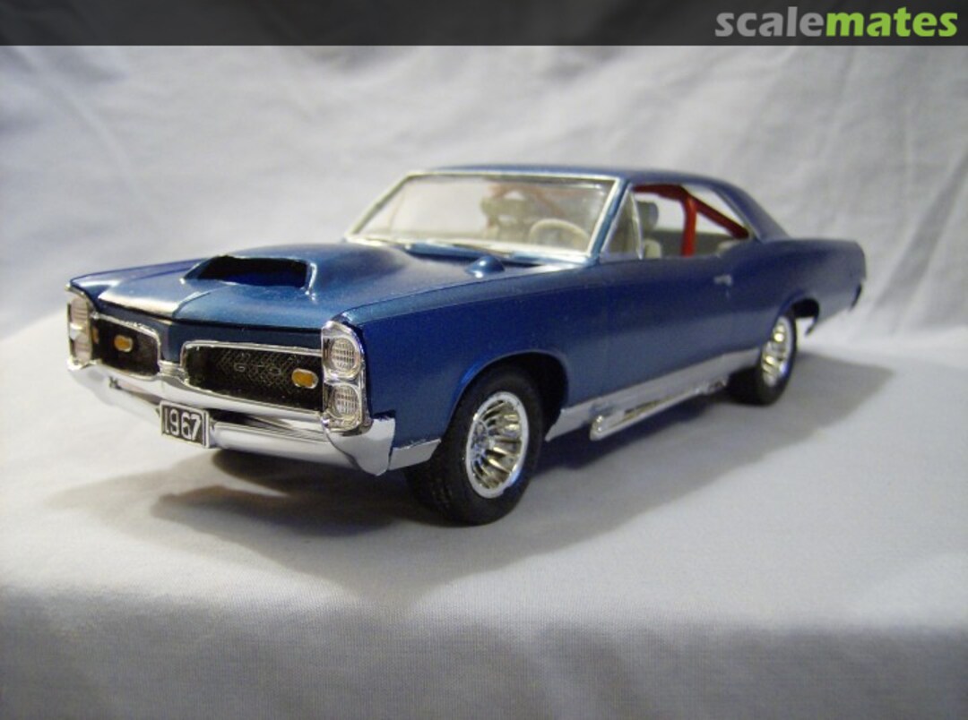 View album, image #1