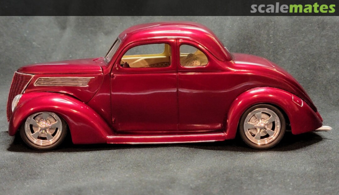 View album, image #1