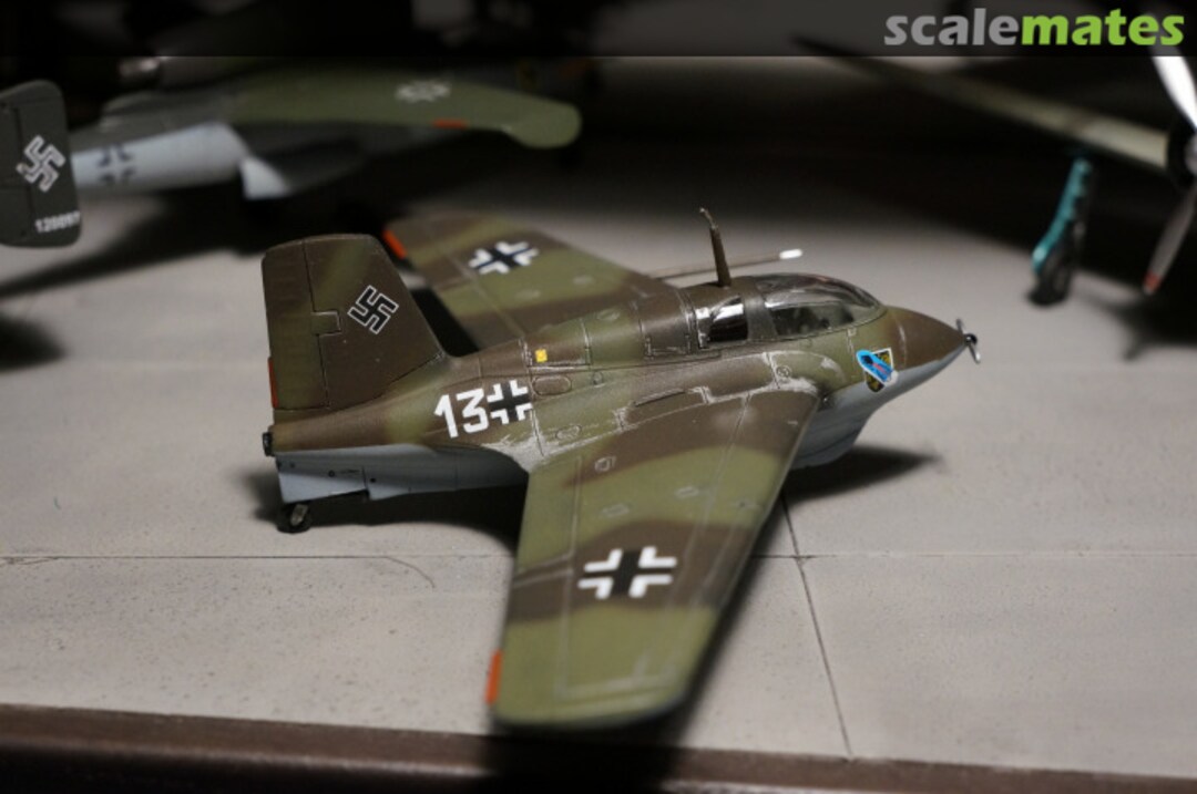 View album, image #1