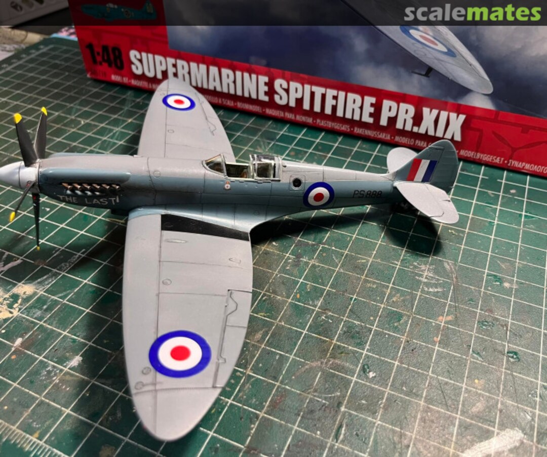 View album, image #4