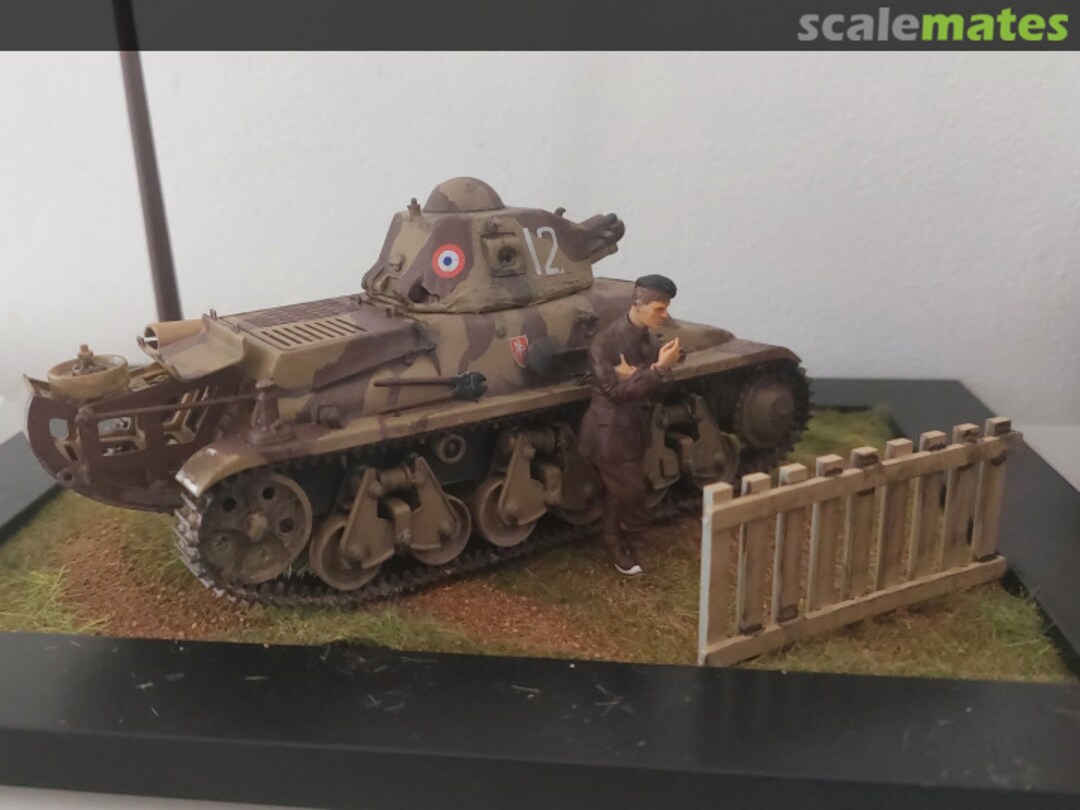 View album, image #2