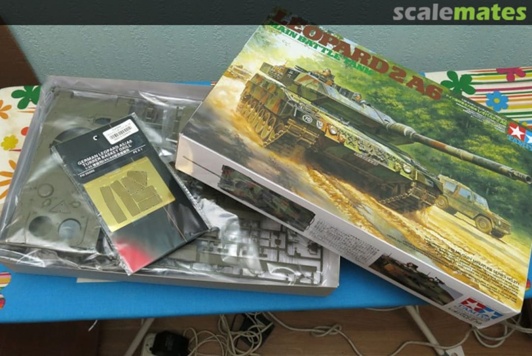 View album, image #1