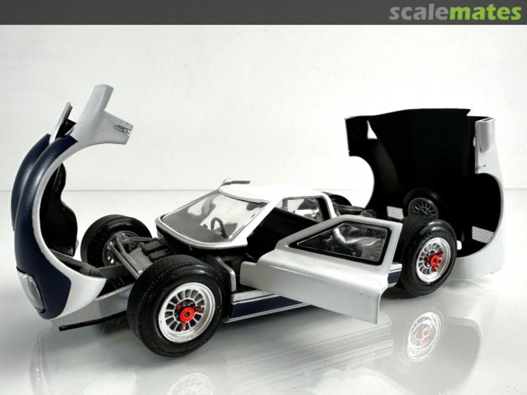 View album, image #1