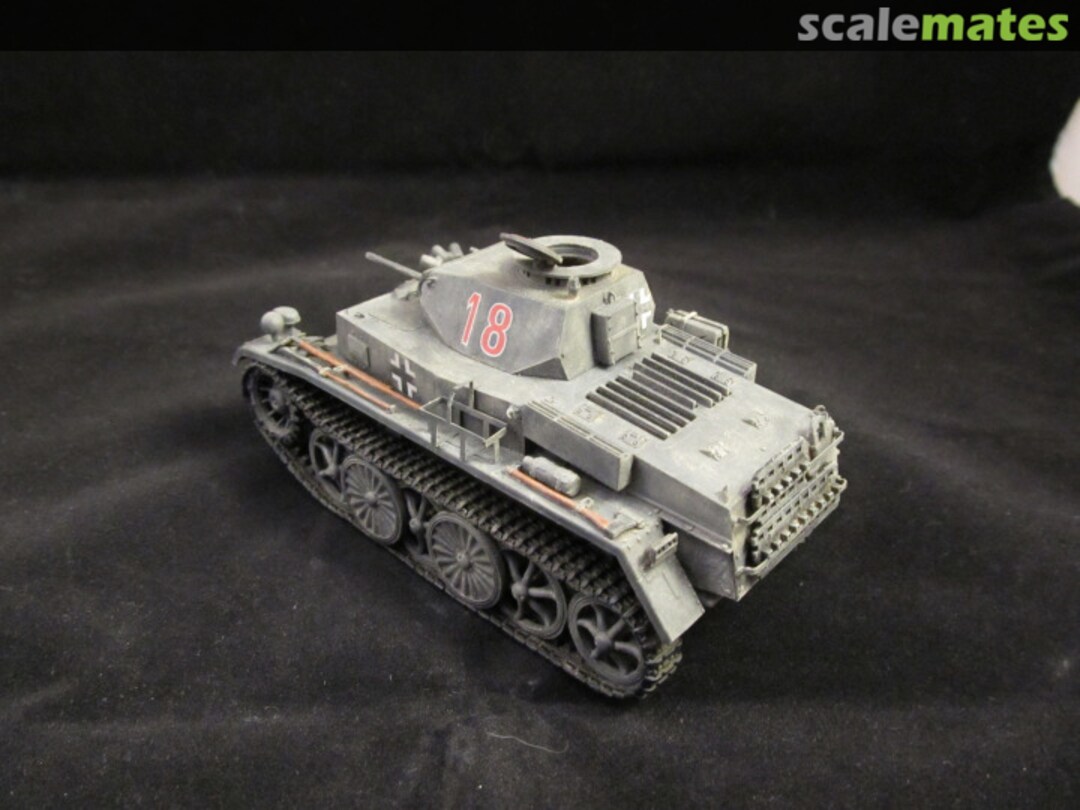 View album, image #1