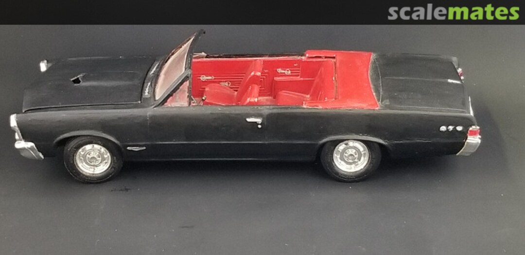 View album, image #1