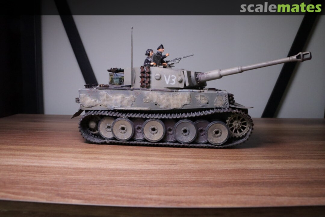 View album, image #1