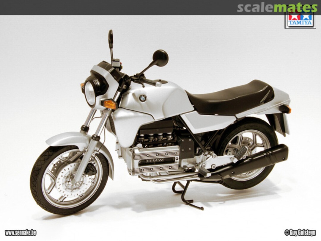 View album, image #1