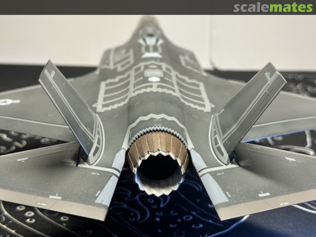 View album, image #1