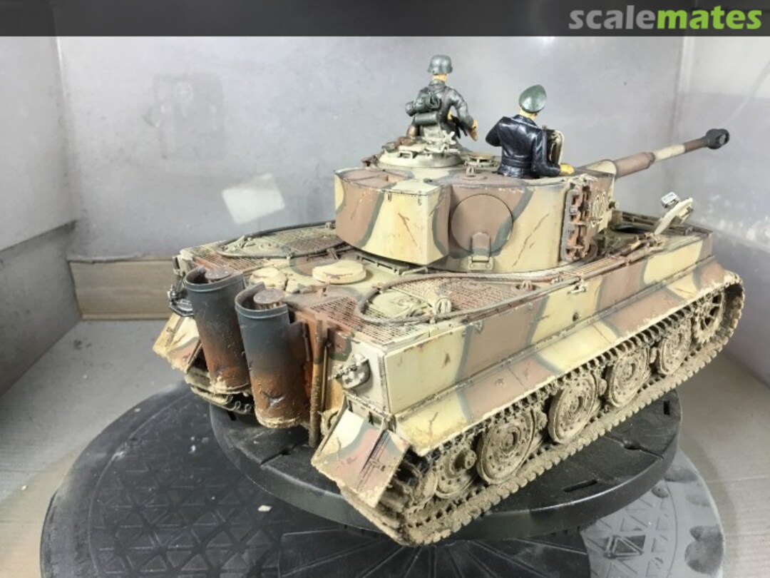 View album, image #1