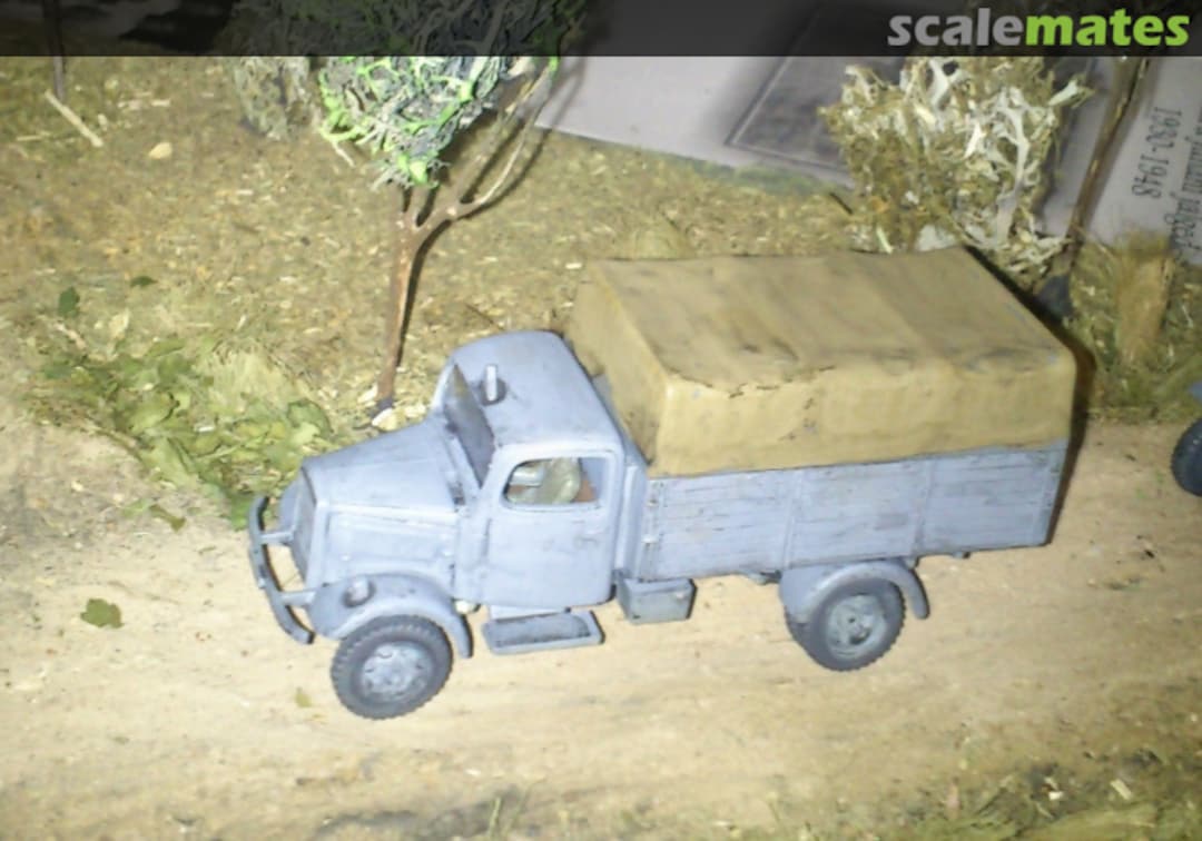 View album, image #1