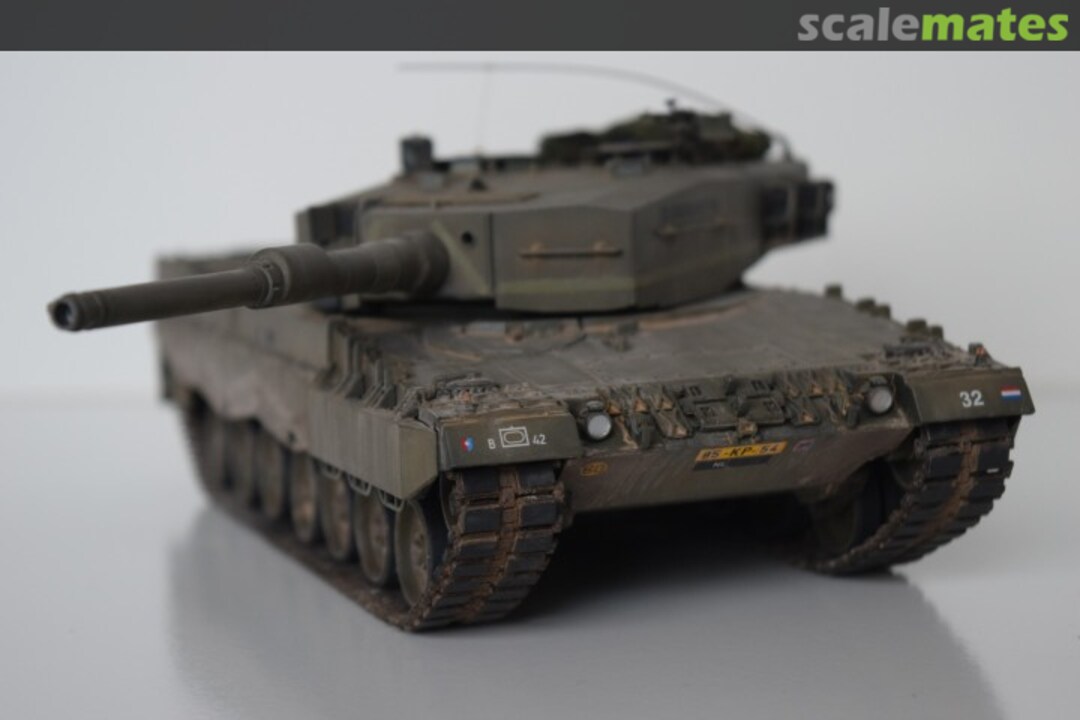 View album, image #1