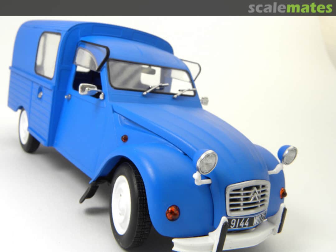 View album, image #1