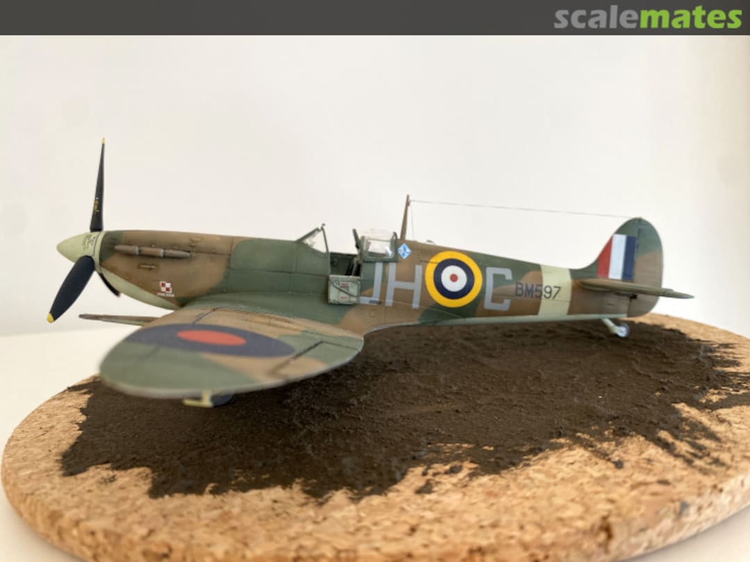 View album, image #1