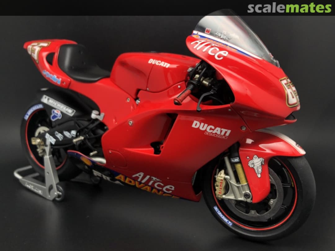 View album, image #1