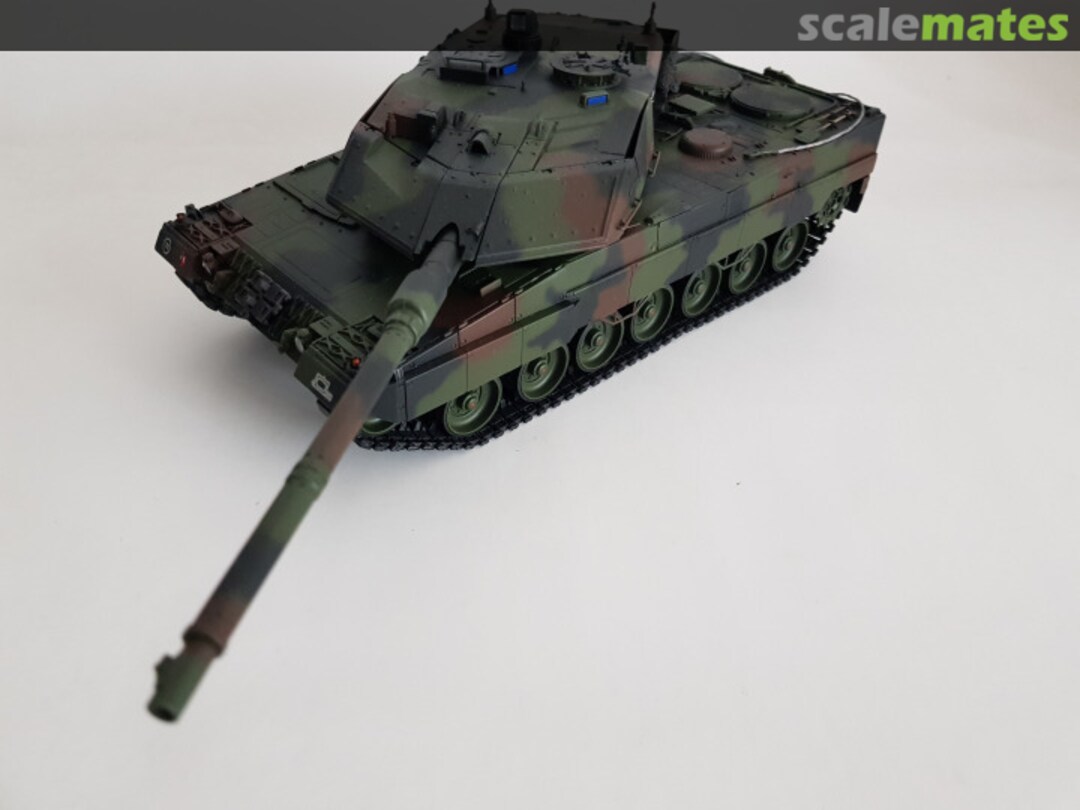 View album, image #1