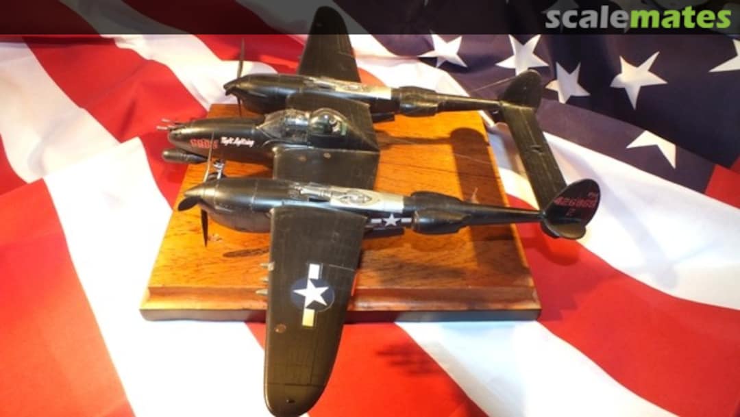 View album, image #1